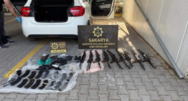 Diyarbakır'da Görevli Polis Cephanelikle Yakalandı