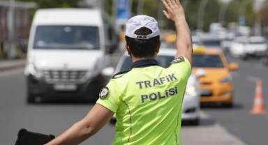 Standart dışı far kullananlara ceza yağdı: Trafikte büyük denetim dalgası