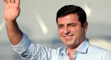 Demirtaş'tan Belediye Başkanları İçin Tutuksuz Yargılama ve Silah Bırakma Süreci İçin Cesaret Mesajı