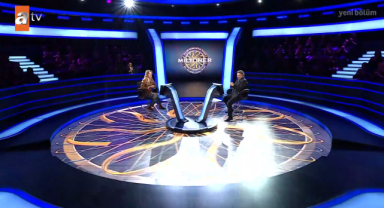 1898'de İngiltere'de bir mağazada, hangisini ilk kez kullananlardan baygınlık geçirenler olmuş mağaza yönetimi bayılanları amonyak koklatarak ayıltmaya çalışmıştır?