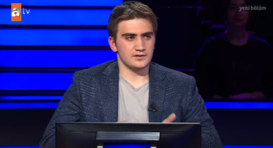 Işık hızında gidecek bir uzay geminiz oslaydı, buradan Andromeda Galaksisine gitmeniz yaklaşık ne kadar sürerdi?